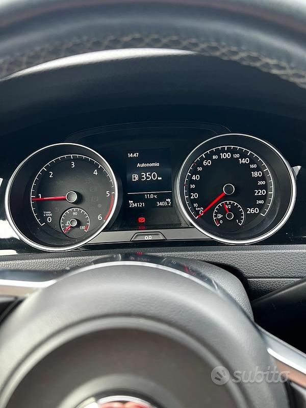 Usata VW Golf VII 110 CV (80 kW) 2017 Bianco Berlina