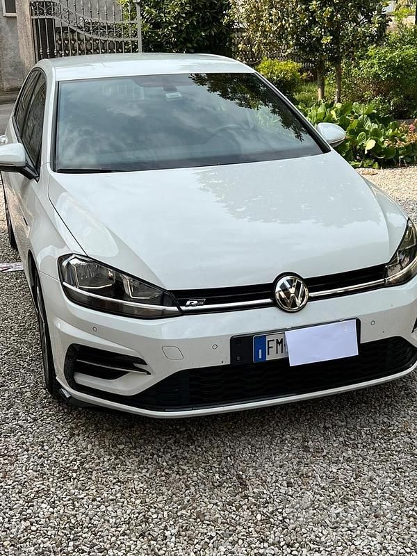 Usata VW Golf VII R-line 150 CV (110 kW) 2018 Bianco Berlina