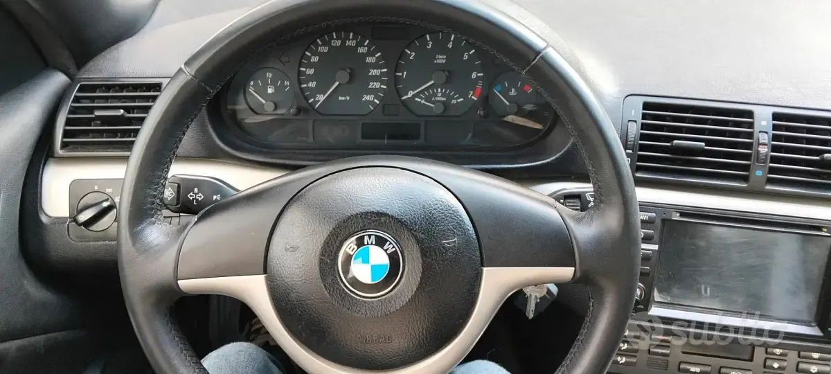 Usata BMW 318 Cabriolet 143 CV (105 kW) 2003 Grigio Cabrio