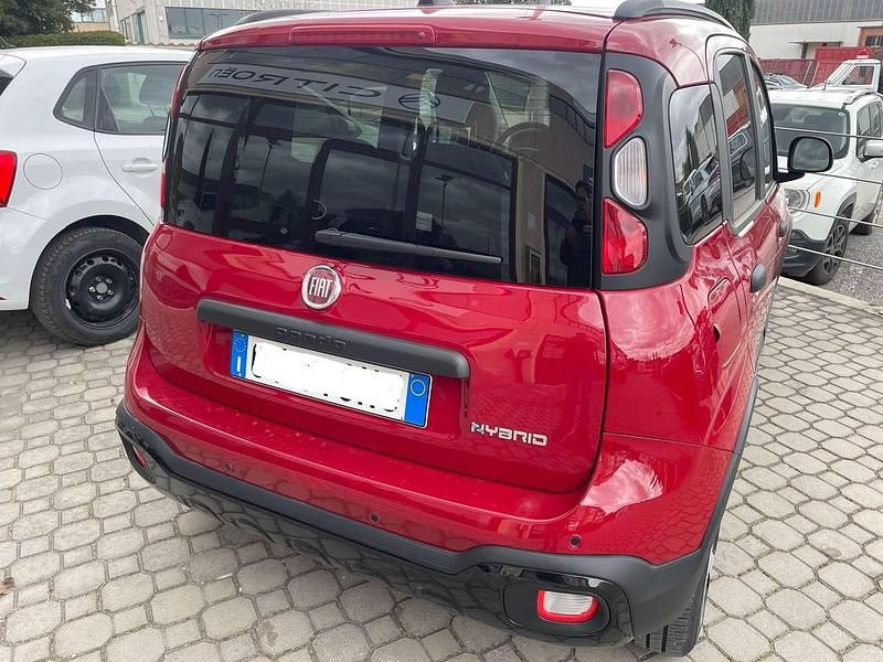 Usata Fiat Panda Cross Cross 69 CV (50 kW) 2025 Rosso Utilitaria
