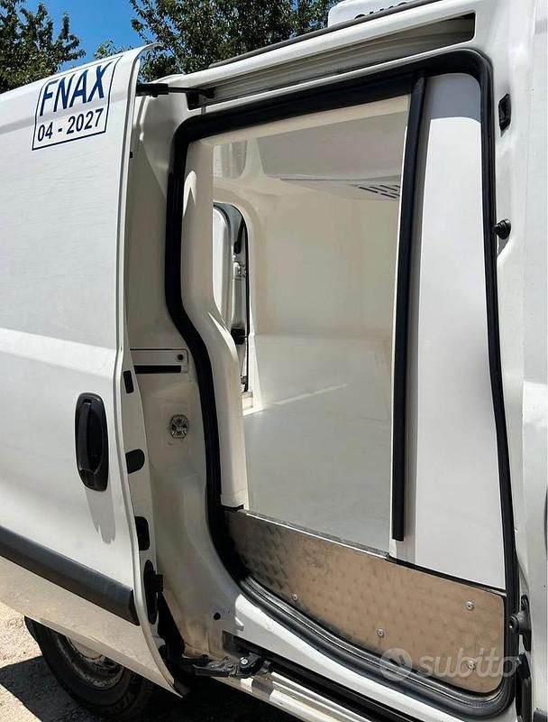 Usata Opel Combo 2016 Bianco Monovolume