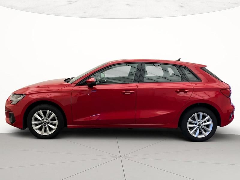 Usata Audi A3 150 CV (110 kW) 2022 Rosso tango metallizzato Berlina