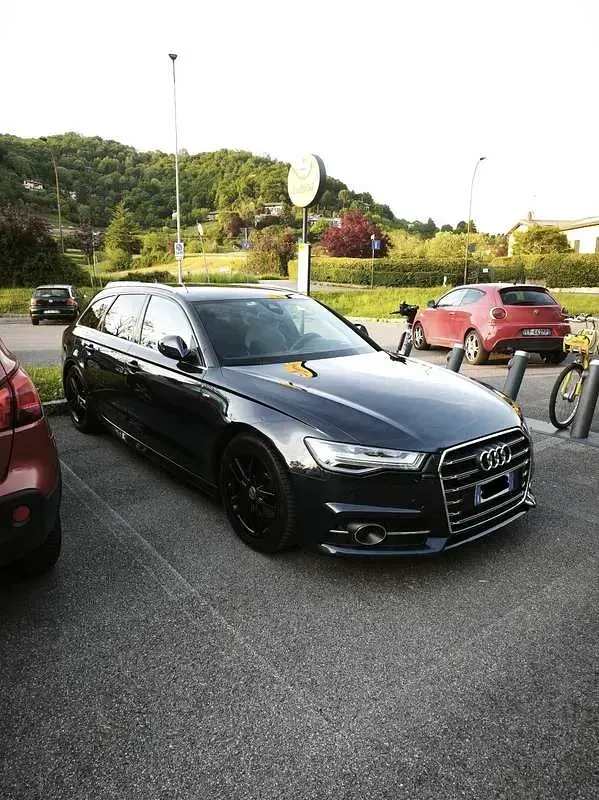 Usata Audi A6 Business Plus 190 CV (139 kW) 2018 Blu Station wagon