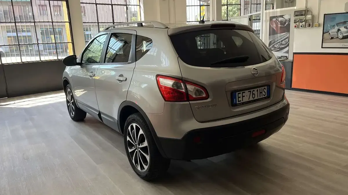 Usata Nissan Qashqai +2 N-TEC 110 CV (80 kW) 2010 Argento SUV