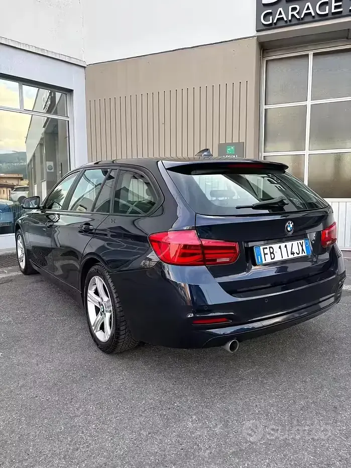 Usata BMW 316 Luxury Line 116 CV (85 kW) 2015 Blu Station wagon