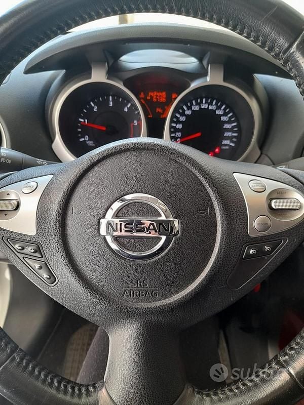 Usata Nissan Juke 110 CV (80 kW) 2011 Bianco SUV