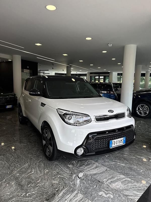 Usata Kia Soul 136 CV (100 kW) 2016 Bianco SUV