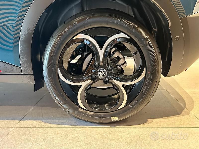 Nuova Alfa Romeo GT Junior 136 CV (100 kW) 2025 Blu SUV