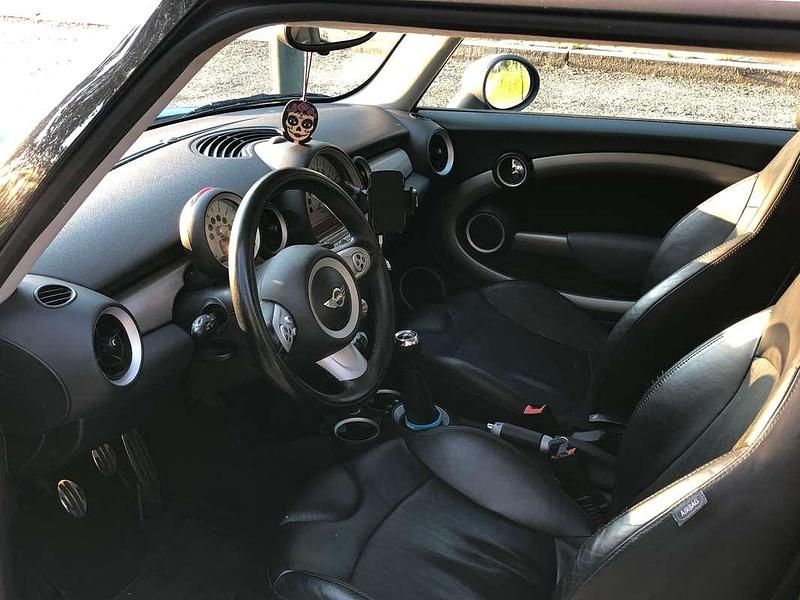 Usata Mini Cooper S 174 CV (127 kW) 2006 Blu/azzurro Utilitaria
