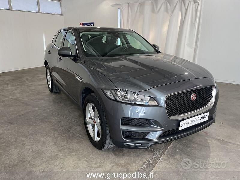 Usata Jaguar F-Pace Prestige 180 CV (132 kW) 2019 Grigio SUV