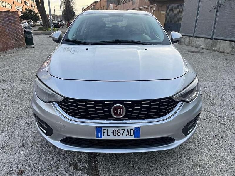 Usata Fiat Tipo Lounge 95 CV (69 kW) 2017 Berlina