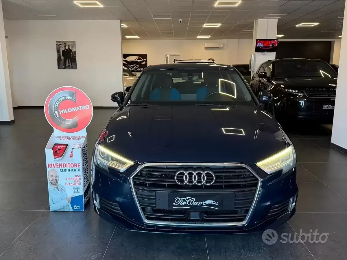Usata Audi A3 116 CV (85 kW) 2020 Bluazzurro Berlina