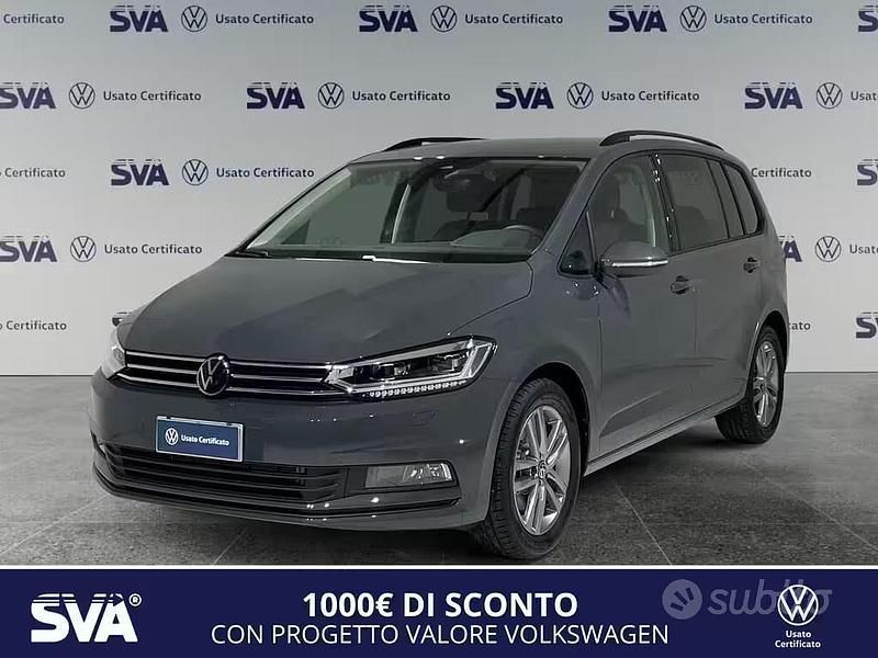Nuova VW Touran 150 CV (110 kW) 2025 Grigio Monovolume