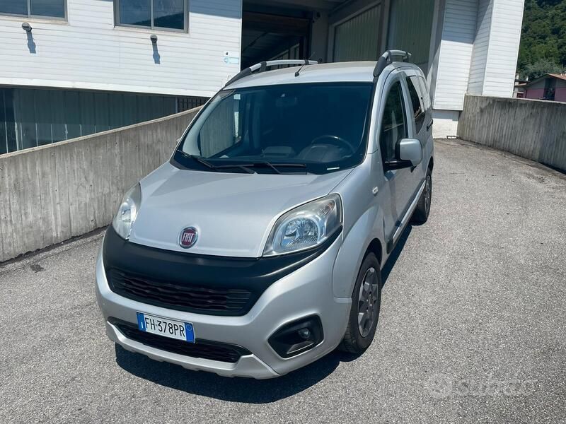 Usata Fiat Qubo Trekking 2017 Grigio Monovolume