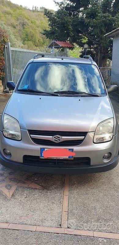 Usata Suzuki Ignis 100 CV (73 kW) 2004 Grigio Utilitaria
