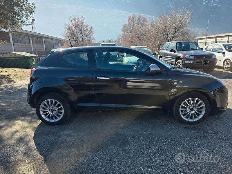 Usata Alfa Romeo MiTo 85 CV (62 kW) 2014 Nero Utilitaria
