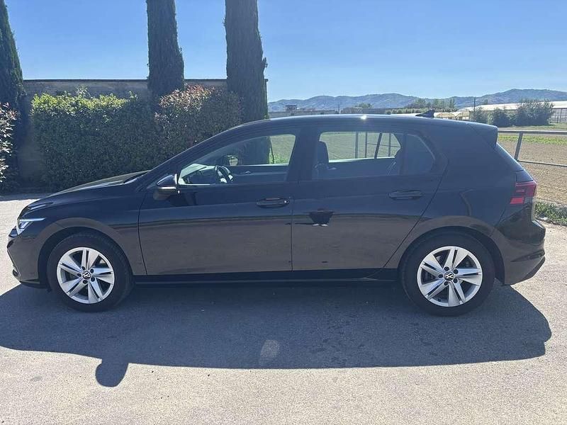 Usata VW Golf VIII Life 150 CV (110 kW) 2022 Berlina