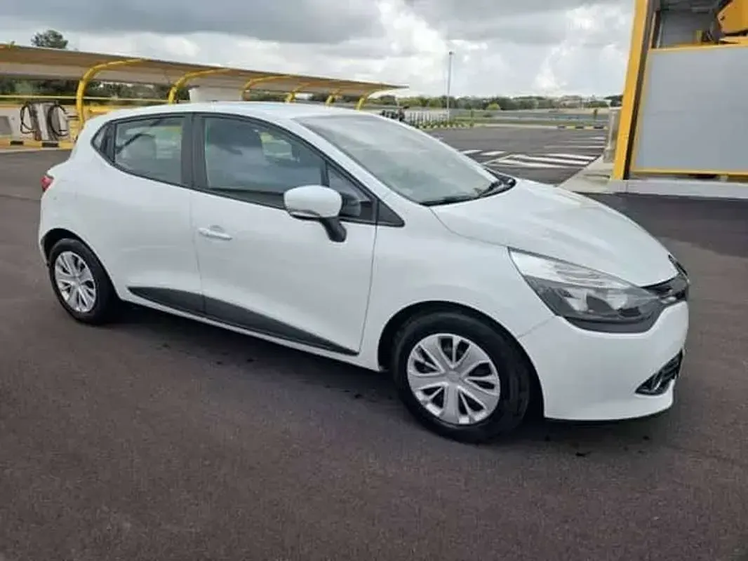 Usata Renault Clio Authentique 68 CV (50 kW) 2013 Bianco Station wagon