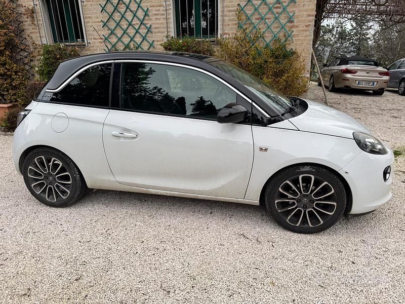 Usata Opel Adam Jam 70 CV (51 kW) 2014 Bianco Utilitaria
