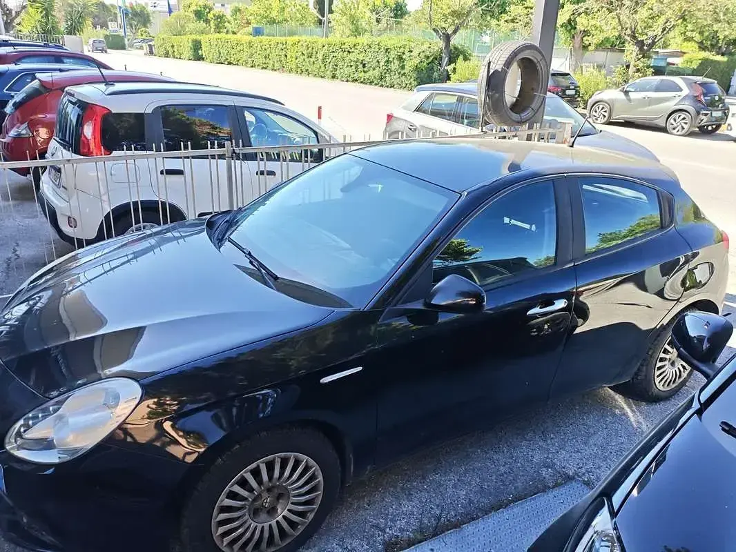 Usata Alfa Romeo Giulietta Exclusive 105 CV (77 kW) 2011 Utilitaria