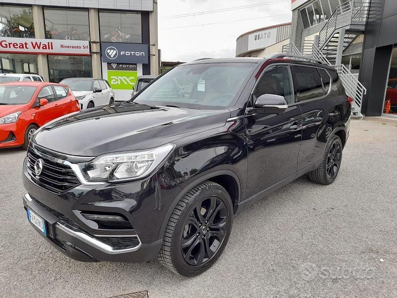 Usata Ssangyong (KGM) Rexton 181 CV (133 kW) 2019 Nero SUV