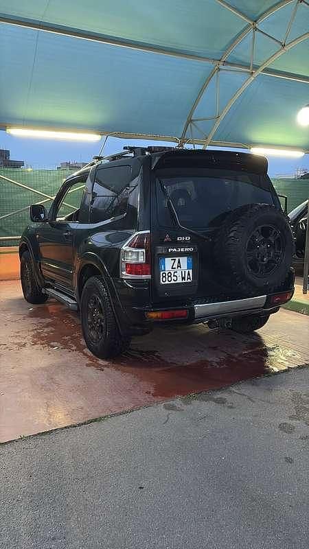 Usata Mitsubishi Pajero 160 CV (117 kW) 2001 Nero SUV
