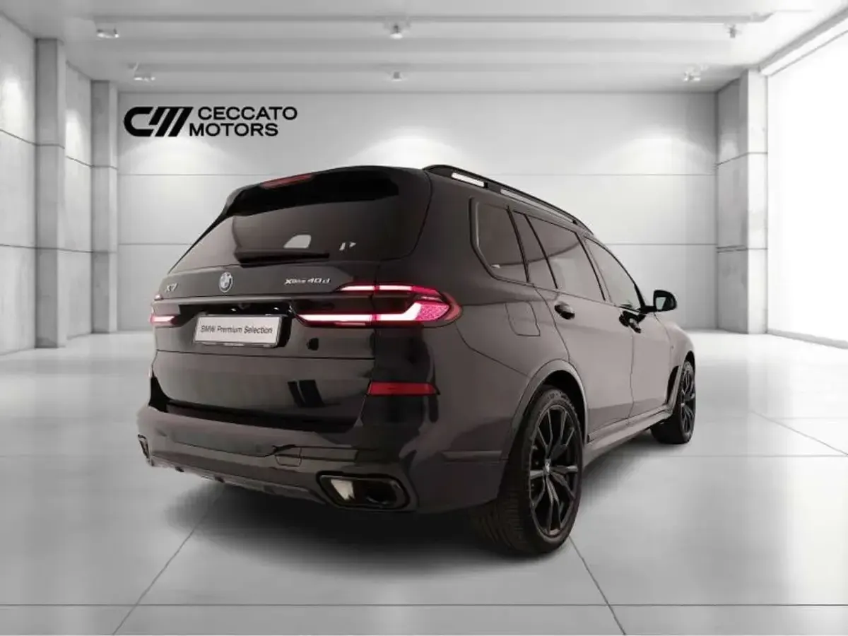 Usata BMW X7 M Sport 352 CV (258 kW) 2025 Nero SUV