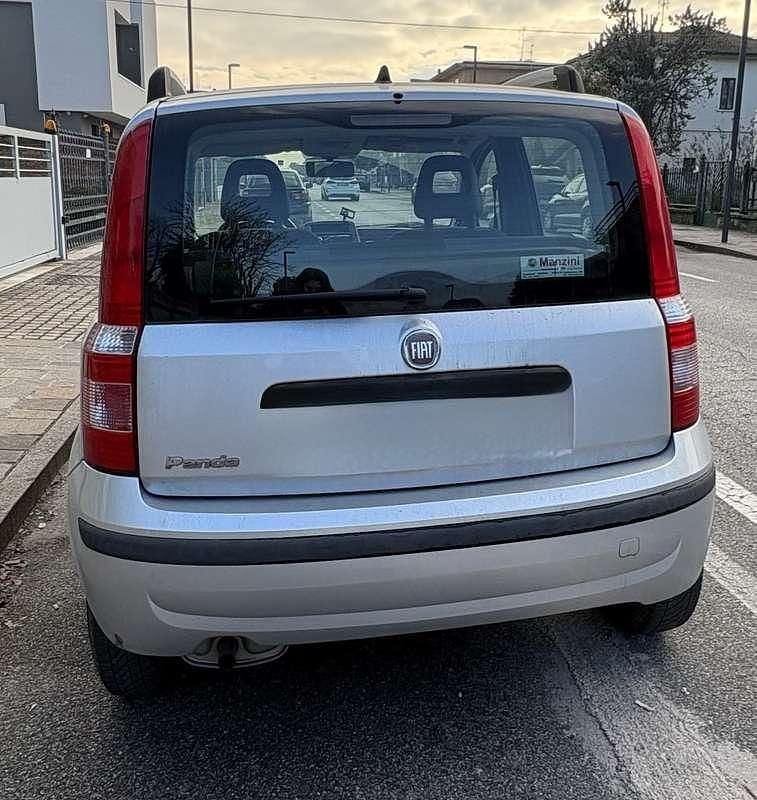 Usata Fiat Panda Dynamic 69 CV (50 kW) 2011 Grigio Utilitaria