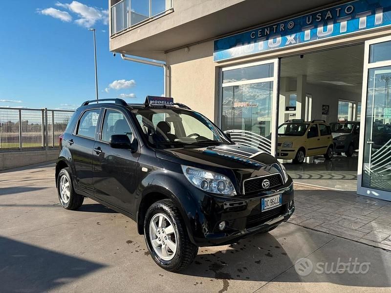 Usata Daihatsu Terios 85 CV (62 kW) 2006 Nero SUV