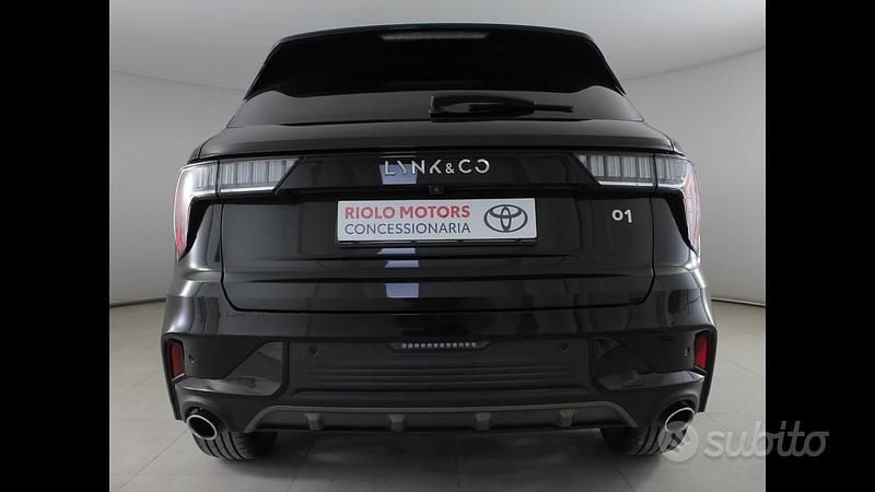Usata Lynk & Co 01 261 CV (191 kW) 2022 Nero SUV