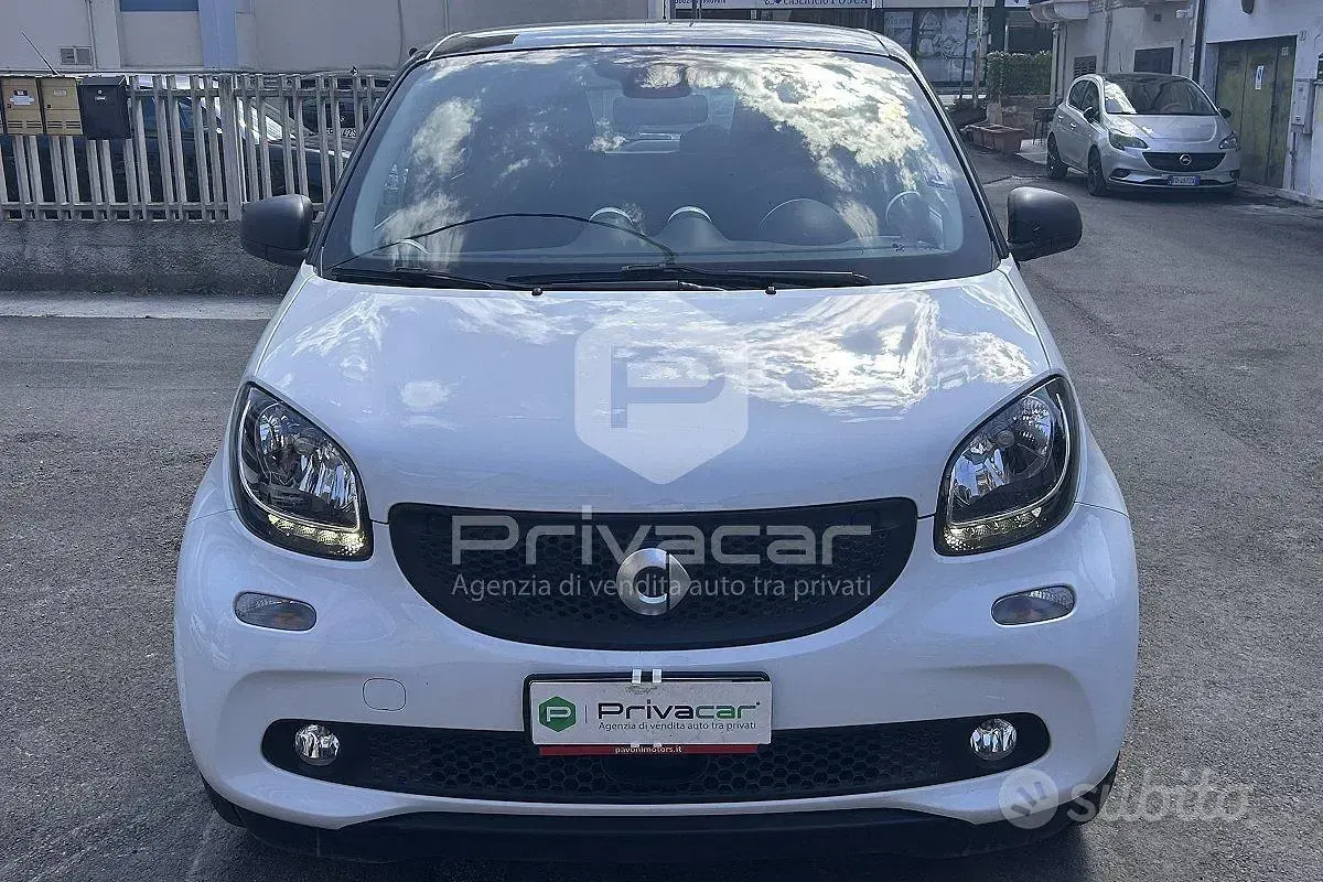 Usata Smart ForFour Passion 71 CV (52 kW) 2019 Bianco Utilitaria