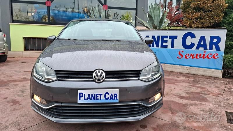 Usata VW Polo Comfortline 74 CV (54 kW) 2015 Grigio Berlina