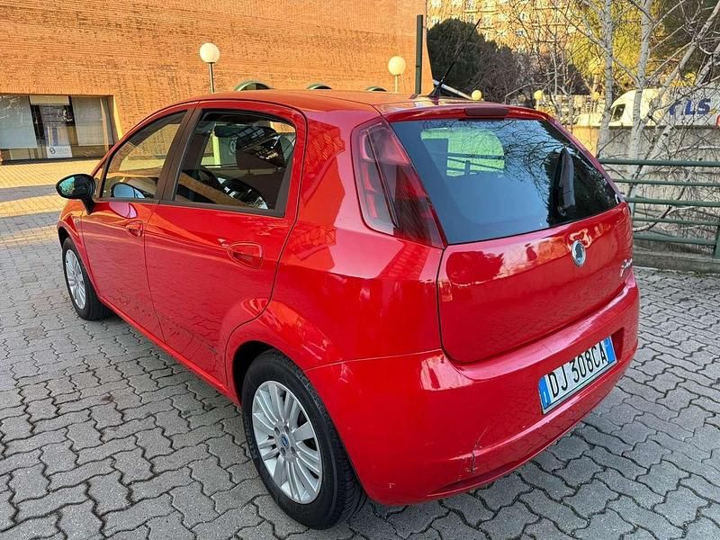 Usata Fiat Grande Punto Dynamic 75 CV (55 kW) 2007 Other Utilitaria
