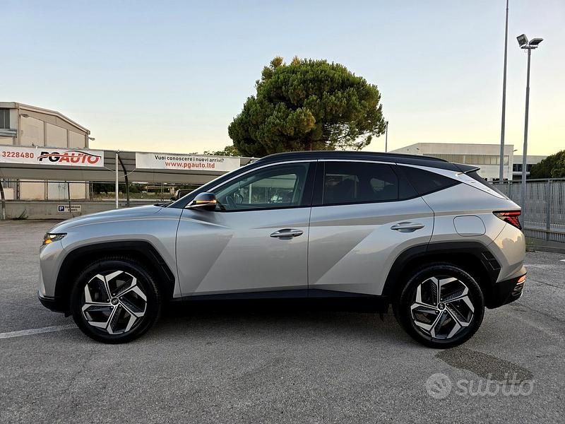 Usata Hyundai Tucson 180 CV (132 kW) 2022 Grigio SUV