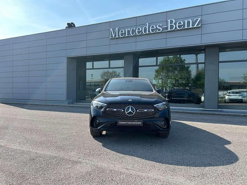 Nuova Mercedes GLC200 163 CV (119 kW) 2026 Nero SUV