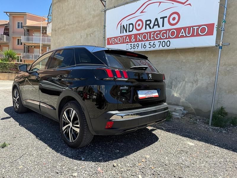 Usata Peugeot 3008 Allure 131 CV (96 kW) 2020 Nero SUV
