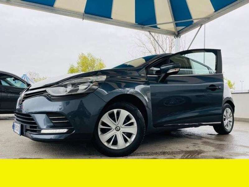 Usato 2018 Renault Clio IV 1.5 Diesel 75 CV (10.490 €)