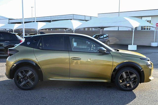 Nuova Lancia Ypsilon 2025 Oro Utilitaria