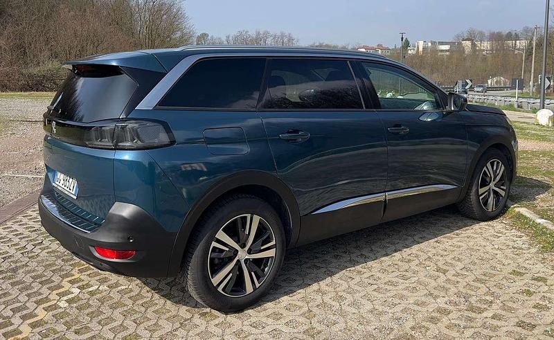 Usata Peugeot 5008 Business-Line 131 CV (96 kW) 2021 Blu/azzurro SUV