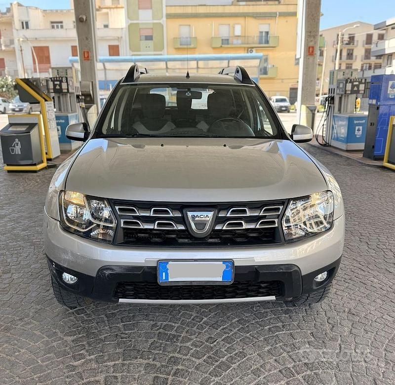 Usata Dacia Duster 110 CV (80 kW) 2018 Grigio SUV