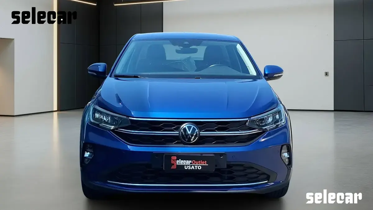 Usata VW Taigo Life 110 CV (80 kW) 2024 2b silk blu metallizzato SUV