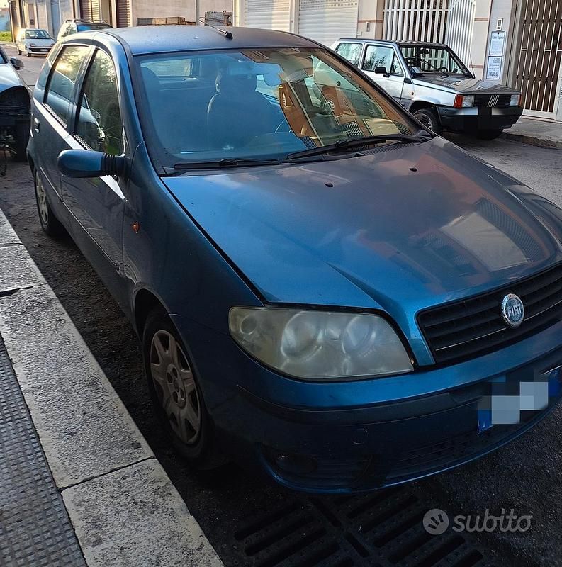 Usata Fiat Punto 2004 Utilitaria