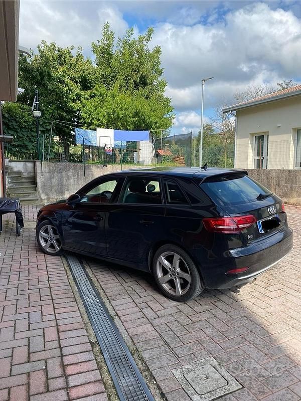Usata Audi A3 110 CV (80 kW) 2017 Nero Berlina