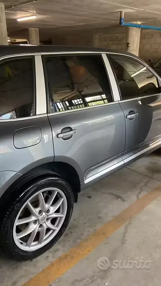 Usata Porsche Cayenne 250 CV (183 kW) 2005 Grigio SUV