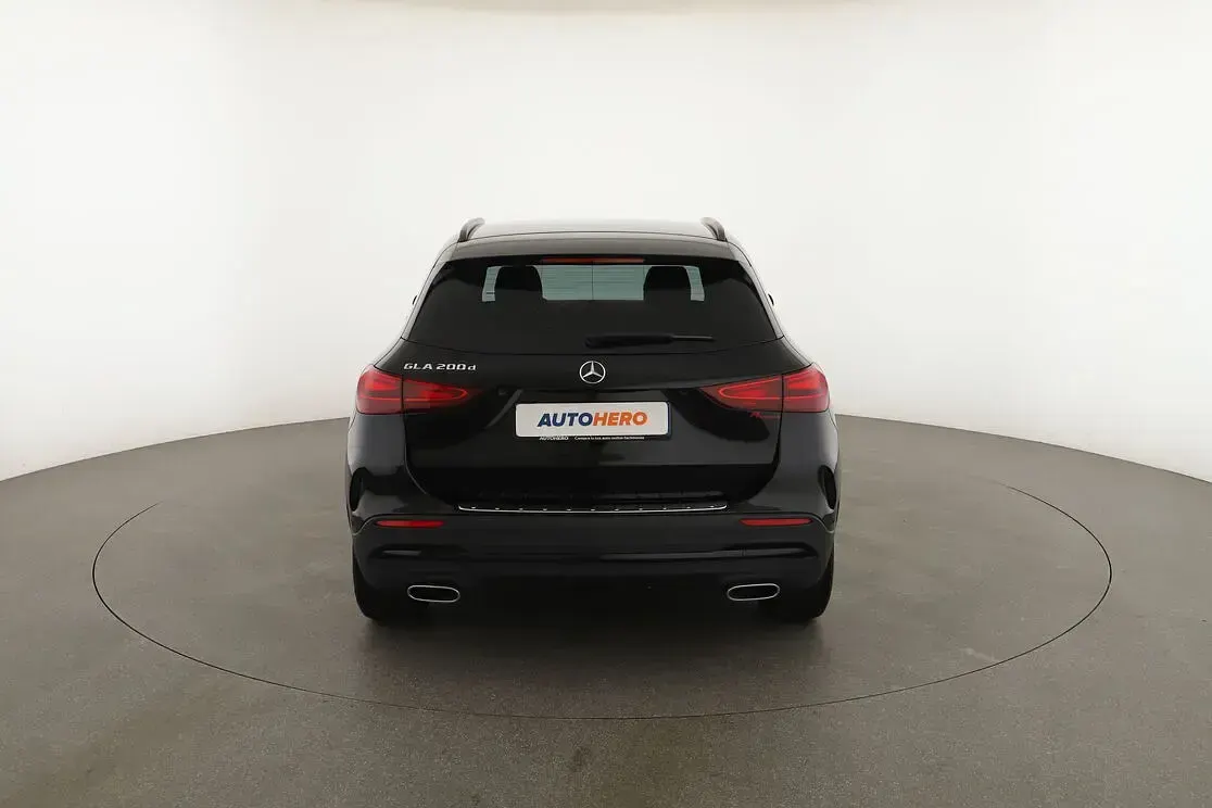 Usata Mercedes GLA200 AMG line 150 CV (110 kW) 2024 Nero SUV