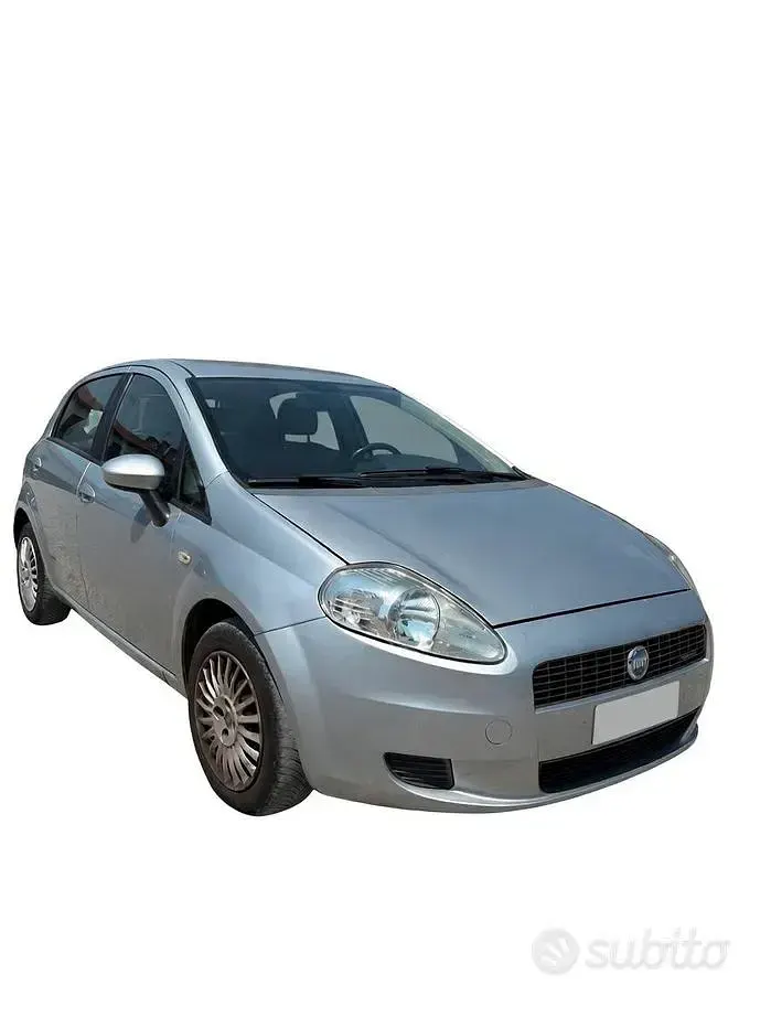 Usata Fiat Grande Punto 75 CV (55 kW) 2006 Grigio Utilitaria