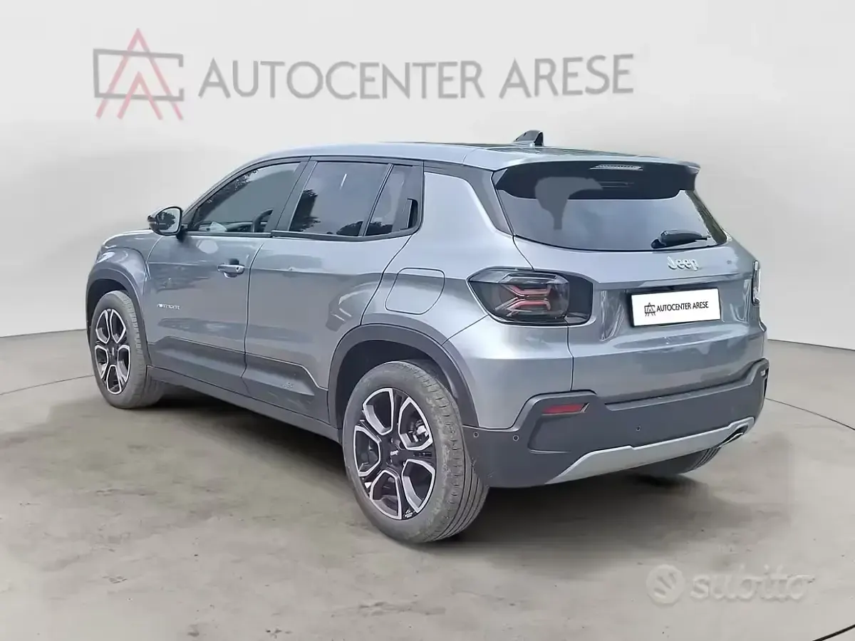 Usata Jeep Avenger Summit 101 CV (74 kW) 2025 Grigio SUV
