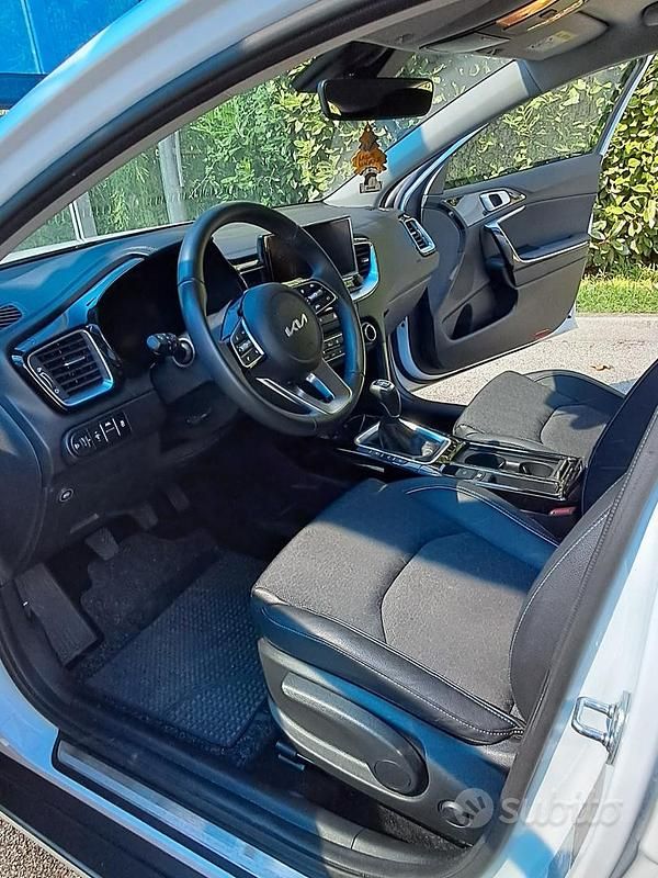 Usata Kia XCeed 120 CV (88 kW) 2024 Bianco SUV