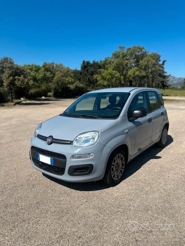 Usata Fiat Panda 70 CV (51 kW) 2020 Utilitaria