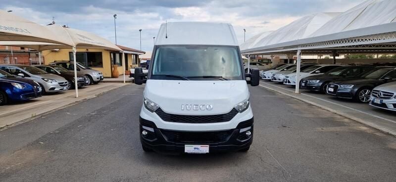 Usata Iveco Daily 145 CV (106 kW) 2016 Bianco